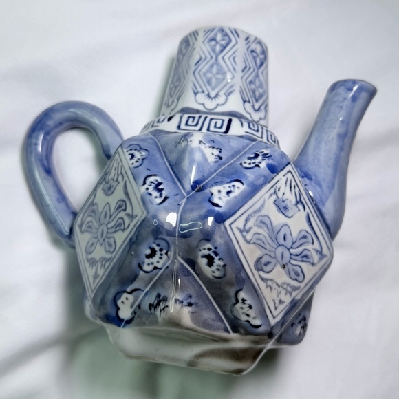 Vintage Chinese Blue White Porcelain Hexagonal Teapot Chinoiserie Collectible - Picture 2 of 15